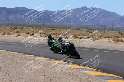 media/Oct-08-2022-SoCal Trackdays (Sat) [[1fc3beec89]]/Turn 16 Inside (1130am)/